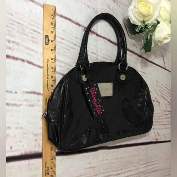 Betsey Johnson betseyville black patent leather dome satchel - Picture 5 of 11